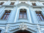 Die Fassade des «Weissen Hauses« am Rheinsprung. erbaut 1763 bis 1775 für die Brüder Lukas und Jakob Sarasin. Die Entwürfe stammten von dem Architekten und Baumeister Samuel Werenfels