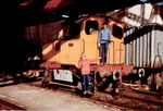 Die Diesel-Rangierlokomotive vom Hafenbecken 2  der Kohlenversorgungs AG, 1978 mit prominentem Besuch!