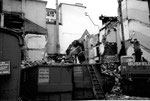 Abbruch der Häuserreihe an der Greifengasse neben dem Warenhaus RHEINBRÜCKE, 1985