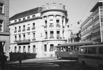 Der Bankenplatz (Bankverein) mit dem markanten Gebäude der ehemaligen Handelsbank, 1974