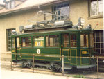 Der Trammotorwagen Be 2/2 Nr. 126 des Tramclub Basel neben dem BEB-Depot in Arlesheim 1975