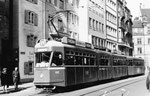 Der Tramzug Be 4/6 Nr. 602 mit dem Übernamen «Tatzelwurm» auf der Linie 4 in der Falknerstrasse, 1969
