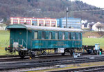 Viele Jahren stand dieser Eisenbahnwagen am Bahnhof in Rheinfelden. Er gehörte zu einer Dreierkombination von Personenwagen in dem (in besseren Zeiten) die Gäste am Bahnhof abgeholt und mit einer Dampflok zur Brauerei gefahren wurden.
