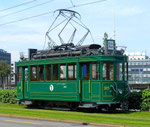 Der Trammotorwagen Be 2/2 Nr. 215 während der Fahrt Richtung Münchensteinerstrasse, Mai 2016