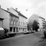 Der Claragraben mit dem Möbelhaus Schneider, Ecke Sperrstrasse, 1974