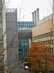 Detailaufnahme des Werkgeländes der NOVARTIS mit den drei markanten Kaminen, 2016