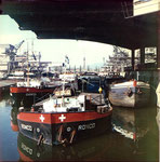 Ein bekannter Blick ins Hafenbecken 1 des Rheinhafens Basel, 1963