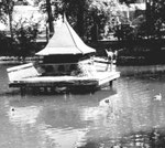 Lange Erlen, Das schöne Entenhäuschen im Weiher im Jahre 1960