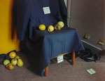 Brotherus Elina, La nature-morte jaune de la série Suites françaises 2, 1999, 80 x 102 cm. Photographie ©ADAGP, Paris 2011