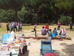 Convivencia en el campo, jugando al pañuelo