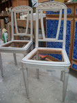 4 chaises de style Artdéco avec sculptures ornementales Plumes de paon, peinture à la caséine noir de Rome