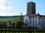 Boosenburg m. Blick auf die Seilbahn in Rüdesheim/Boosenburg and cable car in Rüdesheim