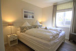 Schlafzimmer 1 (EG)
