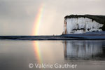 Arc en ciel sur la plage de Veulette-sur-Mer en Normandie (France)