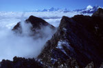 Annapurnas mit Manaslu 8163 m in der Ferne