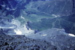 Abstiegsroute Westwand mit Station Eigergletscher 2320 m und Kl. Scheidegg 2061 m