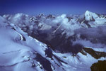 Tiefblick ins Mattertal mit Dom Festigrat und Weisshorn 4505 m