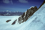 links in der Ferne Montblanc 4810m, rechts Breithorn Mittelgipfel  4160m