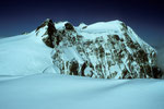 Blick von der Vincentpyramide 4215 m auf Schwarzhorn, Ludwigshöhe, Parrotspitze