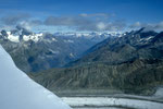 Blick nach Norden mit Gornergrat 3135m und Berner Alpen in der Ferne