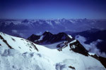 Blick zu den Berner Alpen mit Balfrinkette 3796 m im Mittelfeld