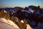 Meer der Berge im Morgenlicht