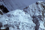 Hängegletscher am Nuptse 7879 m - Tele -