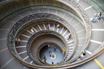 Die (millionenfach fotographierte) Treppe in den Vatikanischen Museen.