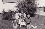v.l.n.r: Piero, Gisella, Mam, Sili (3-jährig, im Gefährt), Giorgio†