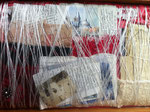 Textilkunst. Paris. Objekt. Collage 18 x 25 x 6 cm. Stoff, Garn, Fundstücke, in Schublade.