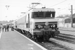 Paris-Austerlitz. Locomotive CC 6520. Train express nocturne 4415 à destination de La Tour-de-Carol. Cliché Jacques Bazin. 06-07-1972