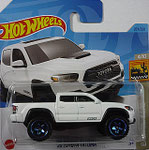  Hot Wheels 2023-207 '20 Toyota Tacoma 4/10