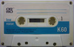 ORWO Kassette K60 weiß / Fenster schmal / Aufkleber hellblau ORWO Logo schwarz links oben / mit low noise