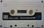 Kassette ORWO (Dessau) weiß / Aufkleber weiß-schwarz / mit Made in GDR