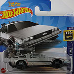 Hot Wheels 2024-060 Back to the Future Time Machine - Hover Mode 5/10