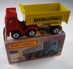 30D Leyland Articulated Truck Zugmaschine rot-Trailer gelb / Bodenplatte weiß