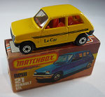 21C Renault RL5 gelb / Aufdruck Le Car / Verglasung klar / Sitze rot / Bodenplatte mattschwarz