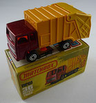 Matchbox 36D Ford Refuse Truck rotmetallic / Aufbau orange / Klappe orange / Bodenplatte unbemalt