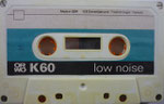 ORWO Kassette K60 VEB Chemiefaserwerk Premnitz / Gehäuse weiß / 4-fach Verschraubung / ohne RMS und Stereo Aufdruck / mit orangen Spulkernen