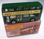 17C The Londoner 1882 Chesterfield / dunkelgrün / Bodenplatte Plaste klatt
