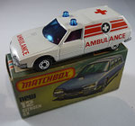 12D Citroen CX - weiß / Aufdruck Ambulance / Verglasung blau / Einrichtung rot / Bodenplatte silber / aus TP109