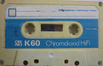 erste, mit sehr seltenen Cromdioxid-Aufkleber Kassette ORWO (Premnitz) weiß / Aufkleber weiß-blau  / mit Made in GDR