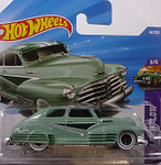 Hot Wheels 2026-045 '47 Chevy Fleetline 3/5