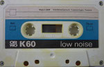 ORWO Kassette K60 VEB Chemiefaserwerk Premnitz / Gehäuse weiß / 4-fach Verschraubung / mit RMS und Stereo Aufdruck