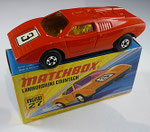 27B Lamborghini Countach rot / 3 Aufkleber / Scheiben gelb / Einrichtung silber / Bodenplatte mattschwarz