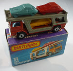 11C Bedford Car Transporter - Auto´s Farben vertauscht / rot / grau / Verglasung blaugrün / Bodenplatte unbemalt