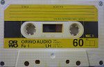 Kassette ORWO Fe I K60 (Dessau) / Gehäuse weiß geriffelt /Fenster groß / 4 fach Verschraubung / 4 zeiliger Aufdruck