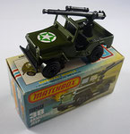Matchbox 38C Jeep olive / mit Maschinengewehr / Aufkleber Stern / Radkappen schwarz