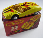 Matchbox 33B Datsun 126X / gelb /  Aufdruck schwarz-rote Flammen / Bodenplatte orange