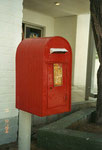 Dieser Briefkasten steht seit 1904 in Namibia. Vielen Dank an Karl-Heinz Eggert!